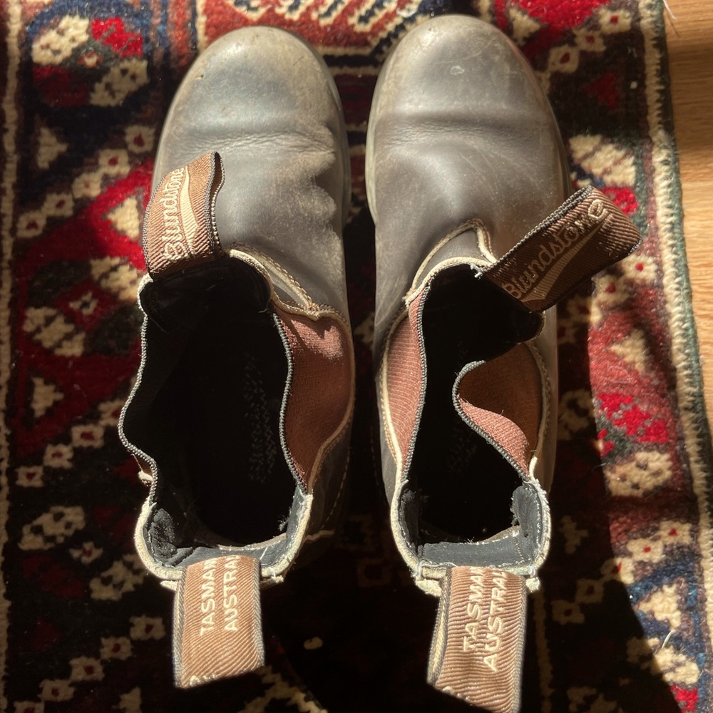 Blundstones
